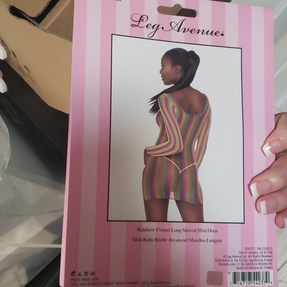 Dress - Picture 2 of 2